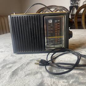 7-2925 Ge Vintage Portable Tv Sound Fm Am Dual Power Radio Tested Works Well
