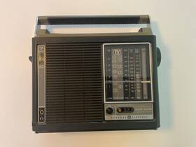 7-2963 Ge Vintage General Electric 7-band Weather Cb Tv Am/fm Radio Ac/dc Works