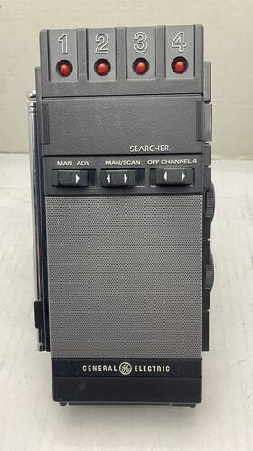 Ge 7-2985a Vintage General Electric Mobile 1 Searcher Scanning Radio Powers Tested