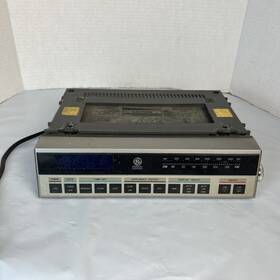 7-42208 Ge Vntg Spacemaker Under Cabinet Am-fm Clock Radio And Ac Timer Works