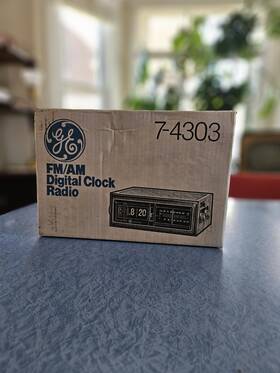 7-4303 Ge New Nos General Electric Fm/am Digital Flip Clock Radio 1980 Unopened
