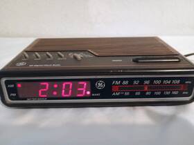 7-4612b Ge 7-4312b Vtg General Electric Digital Clock Radio #7-4612b - Tested Ships Free