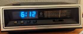 7-4659a Ge Vtg General Electric Am/fm Radio Digital Alarm Clock Model