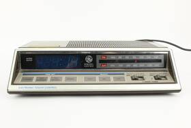 7-4663 Ge Vintage Wood Grain Clock Radio Alarm Touch Control Battery Backup Work