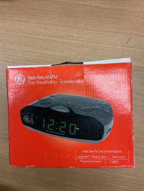 7-4837 Ge Vintage Am/fm Clock Radio With Large Dispaly Nos Battery Backup Works