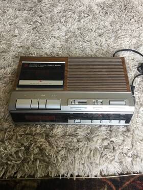 7-4954 Ge Vintage General Electric Clock Radio Cassette Player