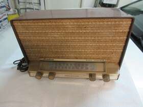 7035-49 Ge General Electric Musaphonic Dual Speaker Am/fm Radio 13 Inch X5 X9 1960s 7035-49 Ge General Electric Musaphonic Dual Speaker Am/fm Radio 13 Inch X5 X9 1960s
