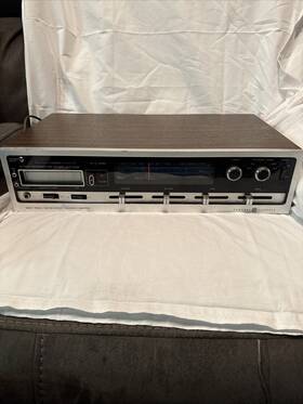 9-7201a Ge General Electric Stereo Am/fm 8 Track Player Music System