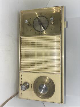 C-1476b Ge General Electric Alarm Clock Radio Model Am Only Light Not Working