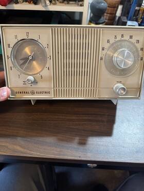 C1485a Ge Vintage Clock Radio Am Alarm