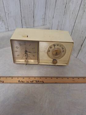 C410c Ge Vintage Clock Radio