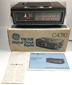 C4310-a Ge General Electric C4310 A Fm/am Digital Flip Clock Radio - For Repair Parts Only