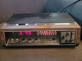7-4670 Ge General Electric Vintage 1970s Am/fm Alarm Clock Radio Model Tested