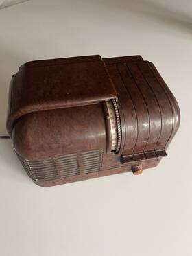 H-520 Ge Vintage General Electric Radio Works
