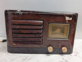 Hj-514 Ge Vintage General Electric Tube Am Radio Wooden For Parts