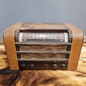 L-630 Ge Vintage General Electric Radio For Parts Or Repair
