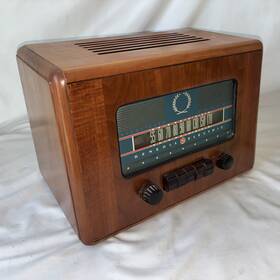 L652 Ge 1941 General Electric Radio Model Tube