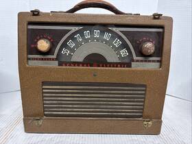 Lb-673 Ge Vintage General Electric Model Superheterdyne Tube Radio See Description