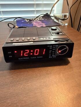 Lk-3028a Ge Electric Clock Radio Model Tested Working Vintage