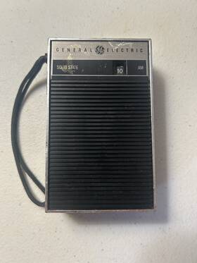 P-2790f Ge General Electric Solid State Am Radio. P-2790f. Works