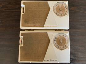 P-808h Ge Two Vintage General Electric Transister Radios Leather Case Works