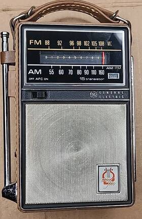 P-975d Ge Vtg General Electric Am/fm Two Way Power Radio Leather Case P975d Tested Working