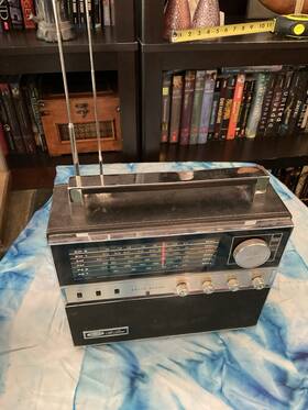 P2860 Ge Vintage General Electric Am Fm Radio Model Solid State Brown Portable