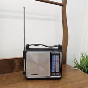 P4815a Ge Vintage General Electric Am/fm Portable Radio Loud Works Great