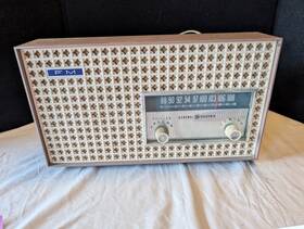 T-186 Ge Vintage General Electric Am Fm Tube Radio Cocoa Working Rare 8 13 5.5 In