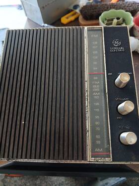 T2259c Ge Vintage General Electric Am/fm/afc Radio