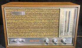 T2270a Ge General Electric Am/fm Dual Speaker Radio. Walnut Frame Model #t2270a Working