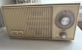 Ttt50-b Ge Vintage Solid State Radio Mid Century Model Works Well