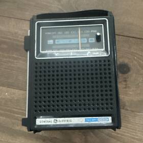 General Electric 7-2950a Two-way Power Am/fm Portable Radio Model
