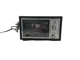 7-4425c General Electric 7-4435c Vintage Alarm Radio Flip Clock Model No. - Working