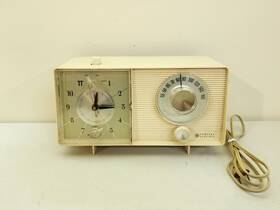 C-506b General Electric Vintage 1960s Vacuum Tube Clock Radio Model Beige Read