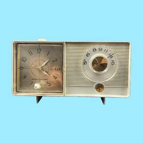 C-412c General Electric Ge Vintage 1960s Am Clock Radio Model Beige-clean And Working