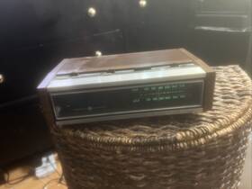 Pb7-4685a General Electric Vtg Alarm Clock Radio Walnut Wood Finish Tested Rare