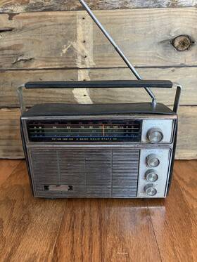 Gp-6803 Goodyear Rubber Co. 12 Transistor Radio Model Working- Good Antenna