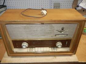 2077 Grundig 1957 Majestic Am Fm Sw Ham Estate Rebuilt Playing Good Tunin