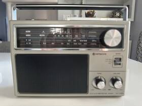 Kh-1180h Hitachi Vintage Am/fm/tv1tv2 3-band Radio New Old Stock