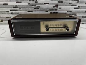 5391 J. C. Penney Vintage 1967 Penncrest J.c. Penny Am/fm Table Radio Model Tested Working