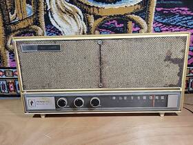 5513 J. C. Penney Rare J.c. Pencrest Solid State Model Am Dual Speaker Radio For Parts