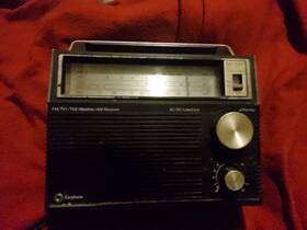 680-1665 J. C. Penney Vintage 1970s Jc Radio Receiver Model Am/fm Tv Pb Works