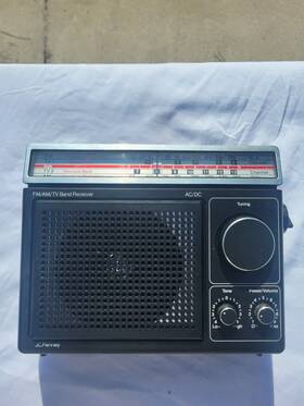 680-1908 J. C. Penney Jc Am/fm/tv Portable Radio Battery/ Electric 1908 Good Condition Vintage