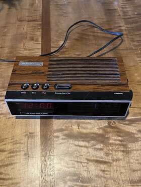 680-3752 J. C. Penney Vintage Jc Alarm Clock Radio