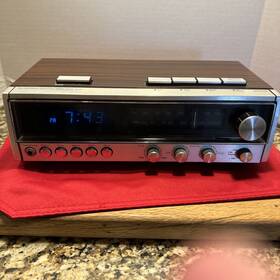 680-3781 J. C. Penney Jc Penny Am/fm Flip Number Clock Radio Faux Wood Works