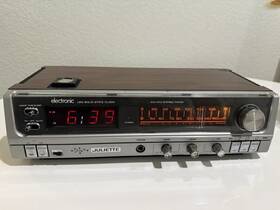 El-1990 Juliette Vintage Am/fm Clock Radio Alarm Tested Works
