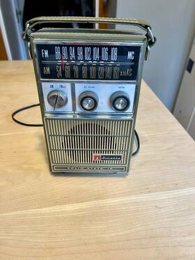 Juliette Na-1818 Vintage 60s Solid State 18 Am/fm Radio Works Perfectly