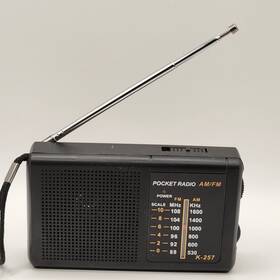 K-257 Kinstar Vintage Am/fm Pocket Radio Tested Works Battery Operated