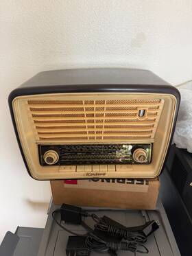 1007-w Korting German Am Fm Sw 1960s Bakelite Tube Radio 1007 W In Working Order 1007-w Korting German Am Fm Sw 1960s Bakelite Tube Radio 1007 W In Working Order